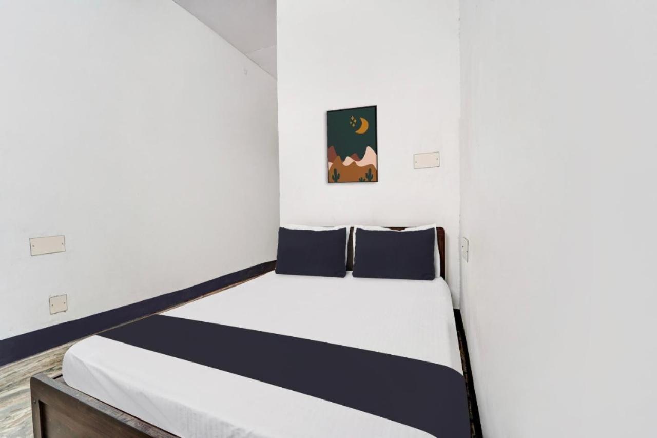 Queen D Tower - By Grands Inn Hospitality Tallākulam Esterno foto